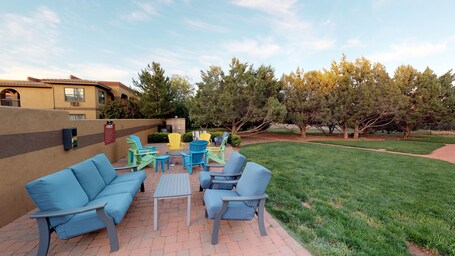 Sedona Real Inn Suites - Image 40