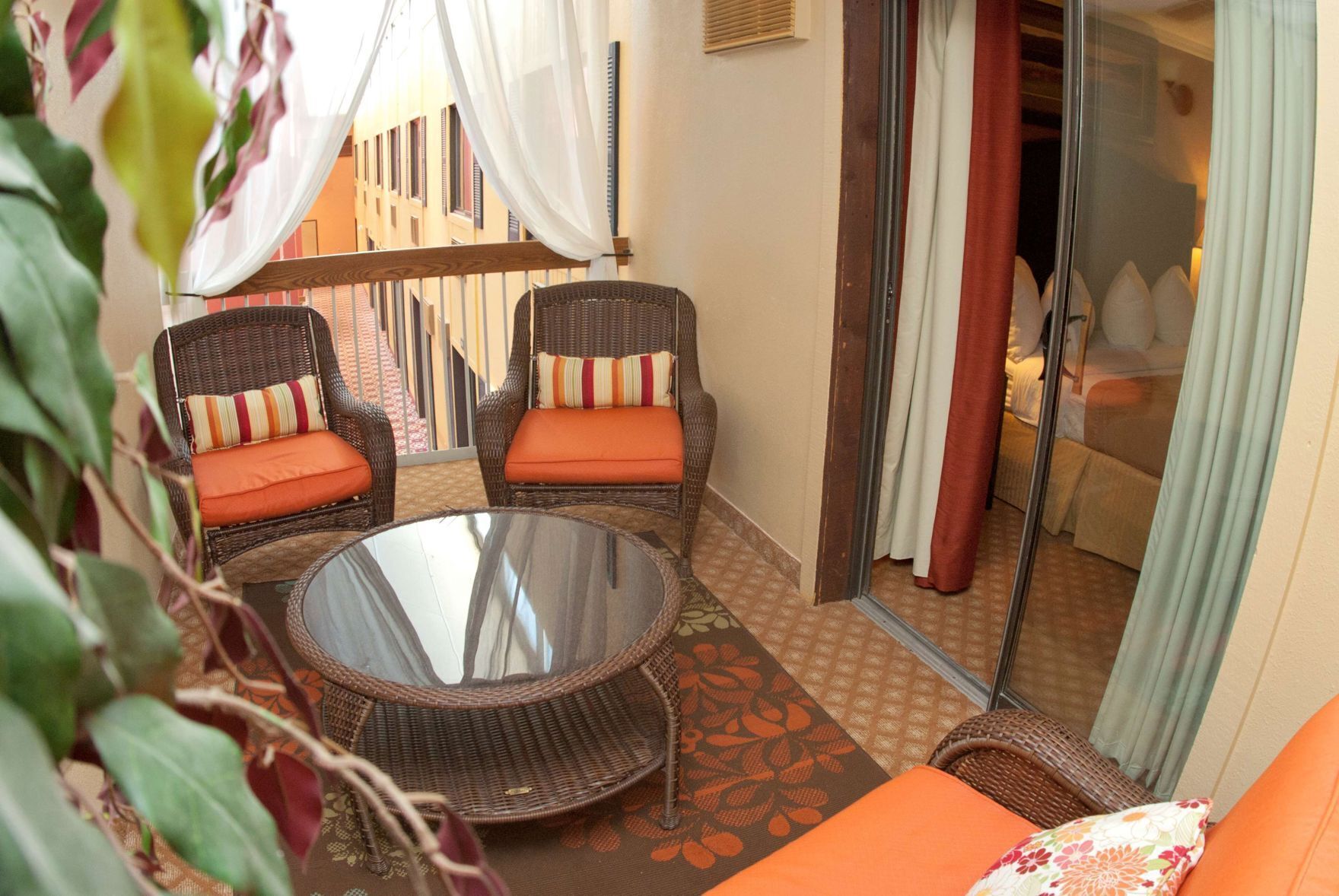 Pillow-top beds, desk, laptop workspace, blackout curtains