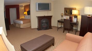 Suite, 1 kingsize bed, niet-roken, balkon (with Sofabed) | Pillowtop-bedden, een bureau, een laptopwerkplek