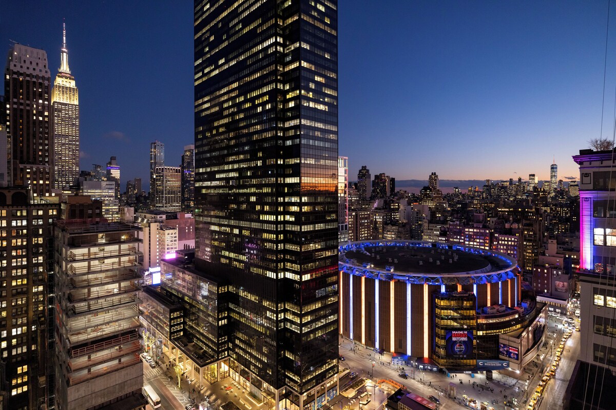 NEW YORKER BY LOTTE HOTELS