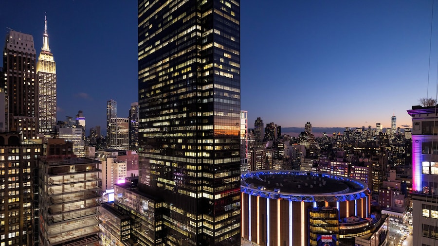 NEW YORKER BY LOTTE HOTELS