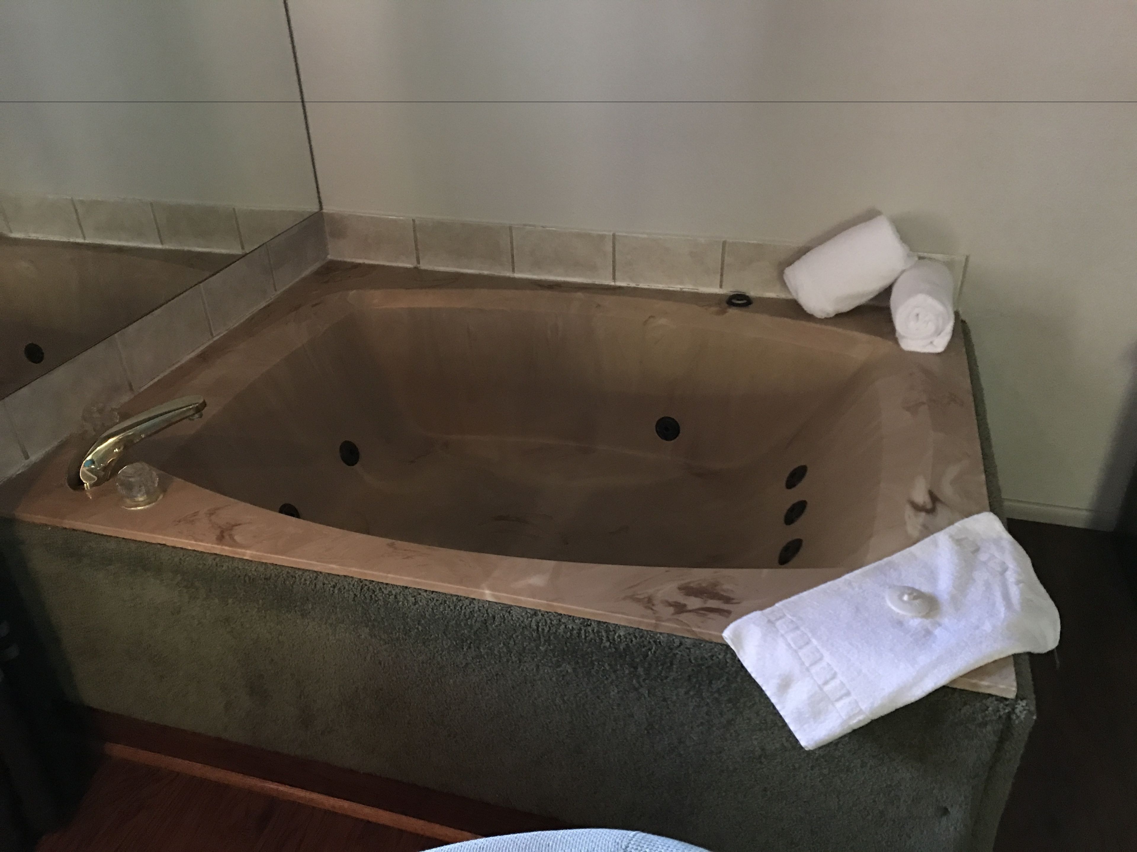 jetted bathtub