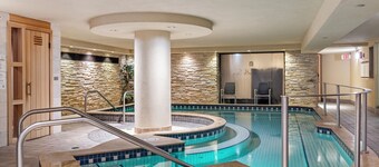 Banff Caribou Lodge and Spa