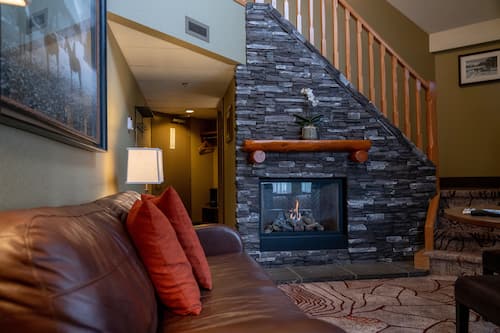 Corner Suite with Spa Bath | Room amenity