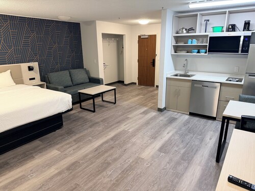 MainStay Suites Indianapolis Northwest - College Park