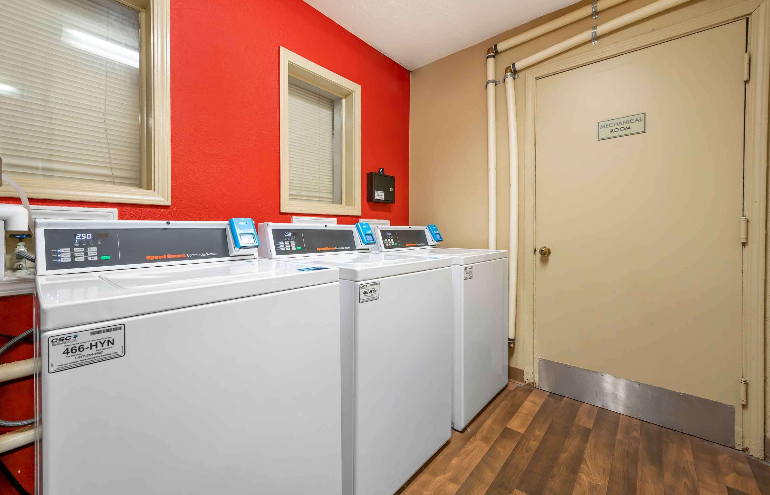 Photo - MainStay Suites Indianapolis Northwest - College Park