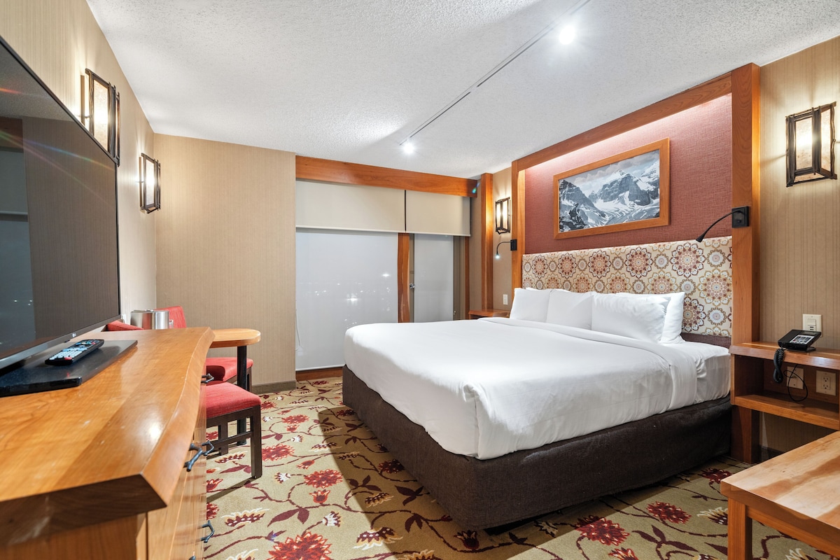 Standard Room 1 King | Literie de qualité, coffre-fort, bureau, rideaux d’obscurcissement