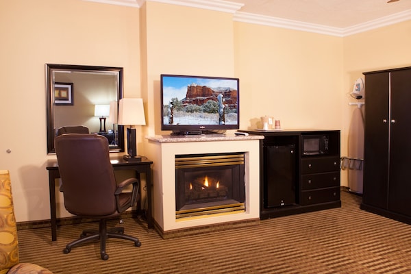 Premium bedding, blackout drapes, iron/ironing board, free WiFi