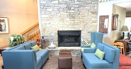 Quality Inn Nashville - Bloomington