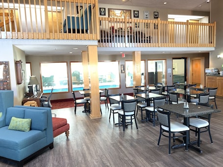 Interior. Quality Inn Nashville - Bloomington