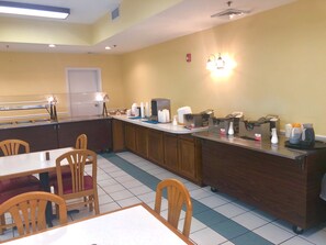 Free daily buffet breakfast 