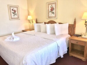 Iron/ironing board, rollaway beds, bed sheets - Honeysuckle Inn & Conference Center (Branson)