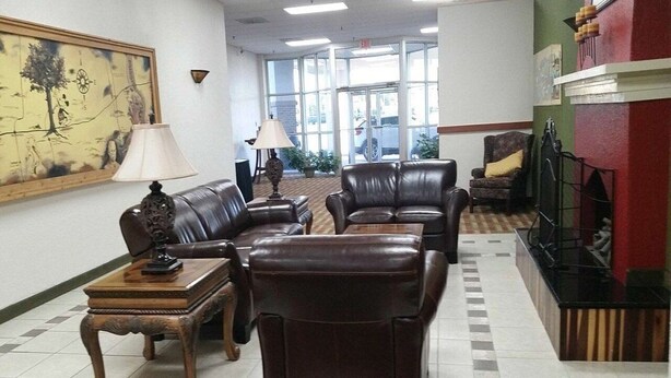 Lobby - Days Inn Chillicothe (Chillicothe)