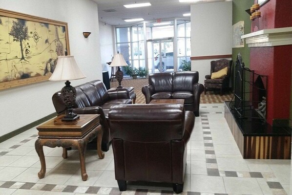 Lobby - Days Inn Chillicothe (Chillicothe)