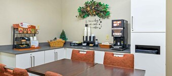 Extended Stay America Suites Kansas City Airport