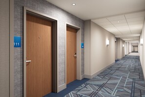 Hallway - Holiday Inn Express & Suites Central Omaha by IHG (Omaha)