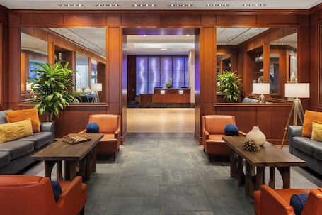 Lobby. Renaissance Columbus Downtown Hotel