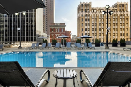 Seasonal outdoor pool. Renaissance Columbus Downtown Hotel