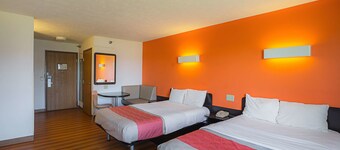 Motel 6 Omaha - IAT West