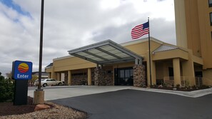 Porch - Comfort Inn SW Omaha I-80 (Omaha)