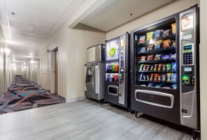 Interior - Quality Inn & Suites Omaha Chalco (Omaha)