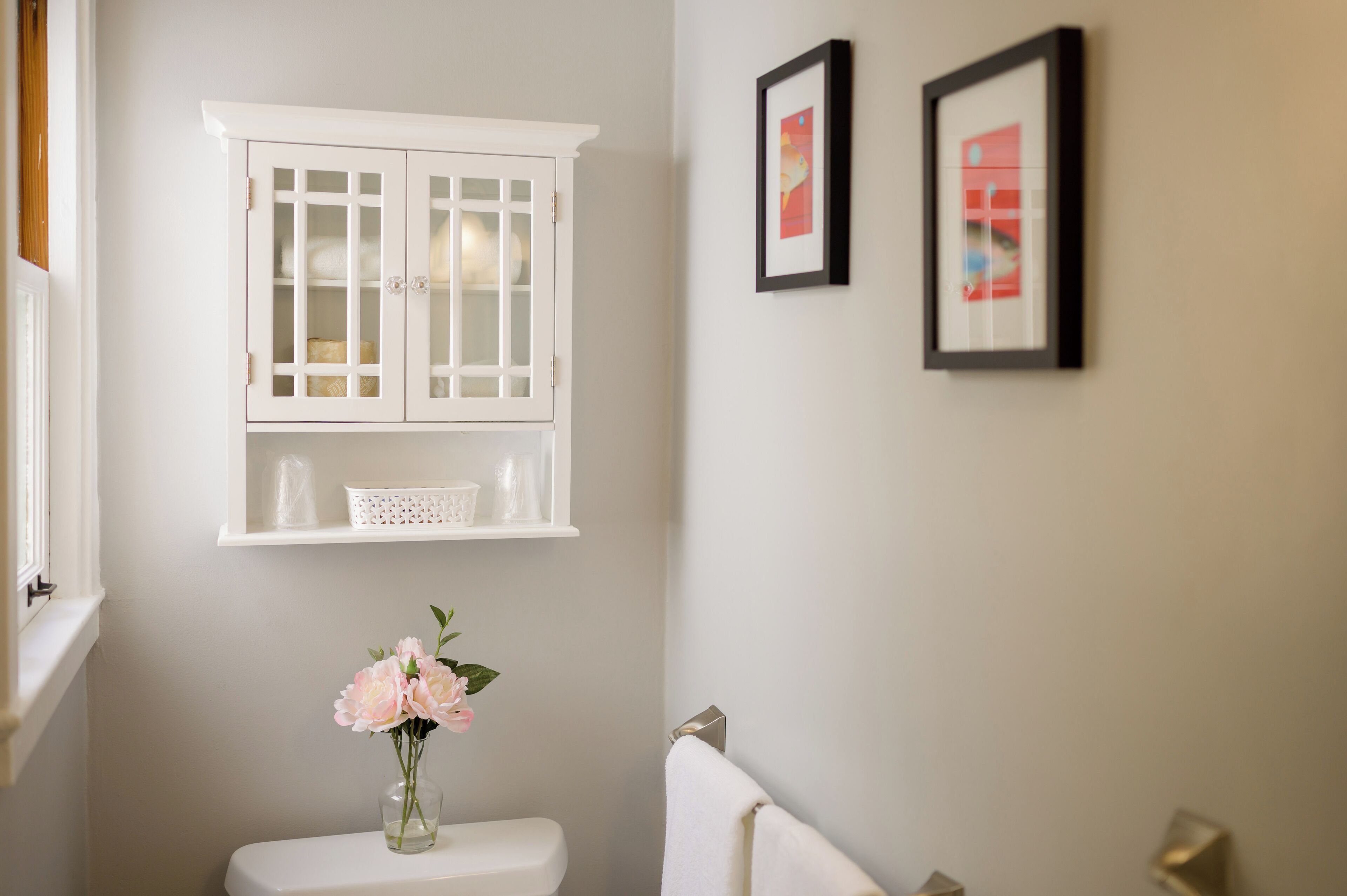 room, 1 queen bed, kitchen, courtyard view | bathroom | shower, free toiletries, hair dryer, towels