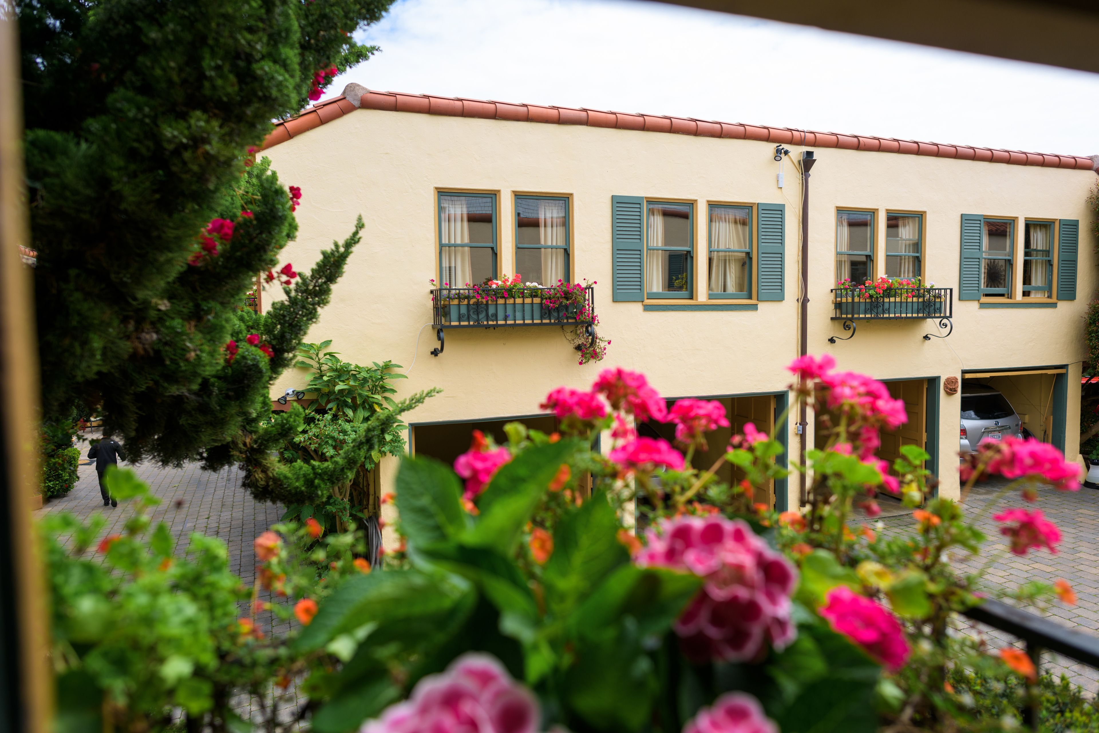 Pemandangan dari bilik