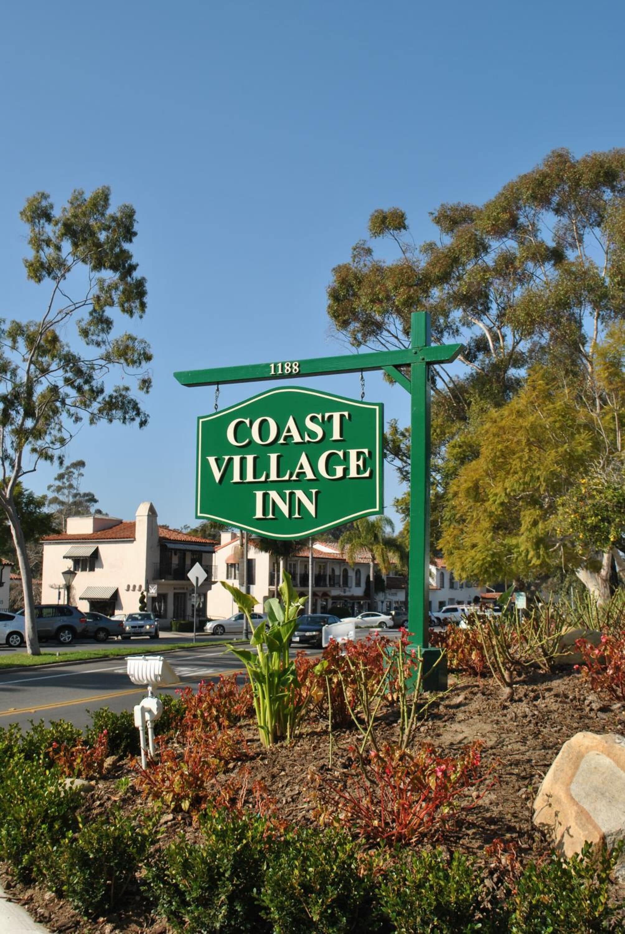 Foto - Coast Village Inn