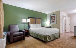 Studio, 1 Queen Bed, Non Smoking | Desk, iron/ironing board, free cribs/infant beds, free WiFi - Extended Stay America Select Suites Denver Lakewood South (Lakewood)