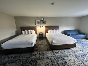 Premium bedding, in-room safe, desk, iron/ironing board