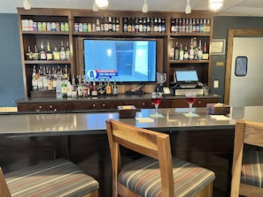 Bar (in der Unterkunft)