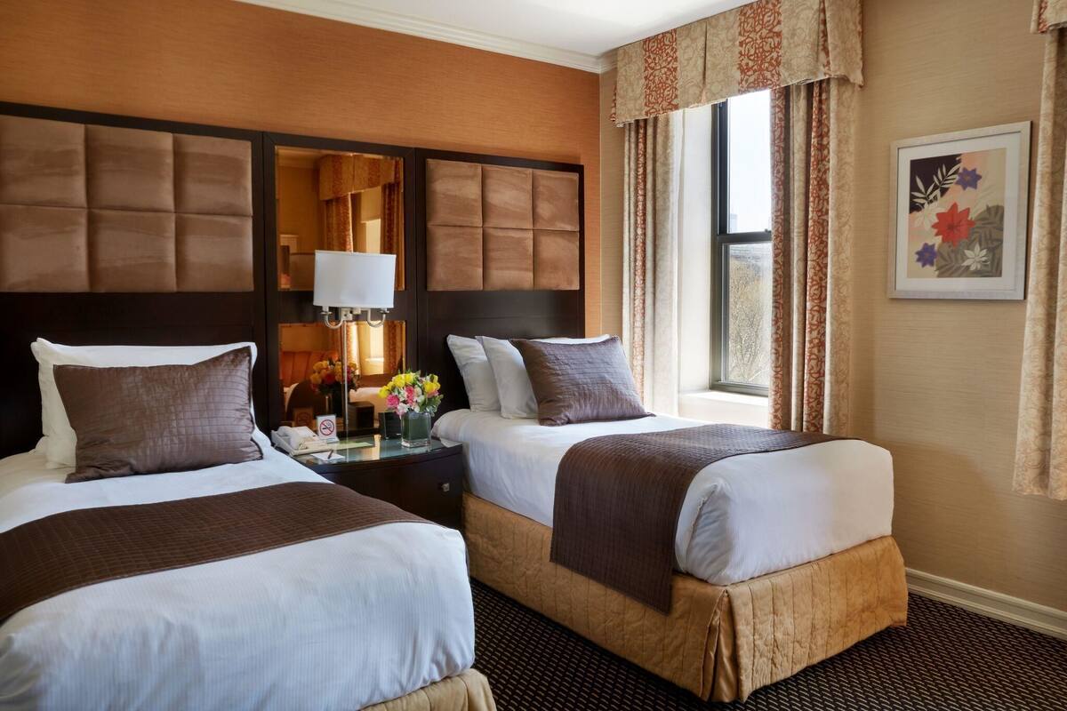 Premium bedding, pillowtop beds, in-room safe, desk