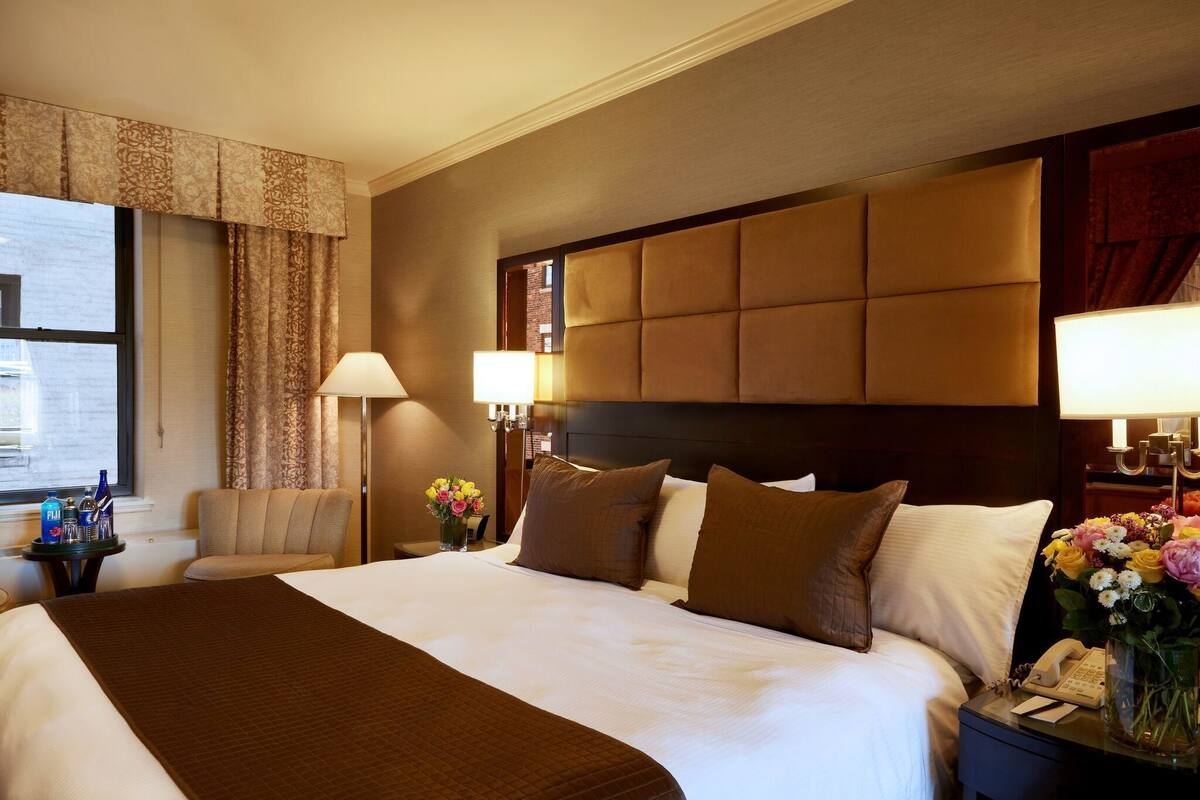 Premium bedding, pillowtop beds, in-room safe, desk