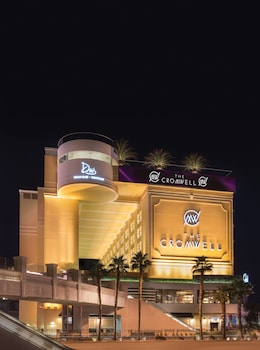Property grounds at The Cromwell 
