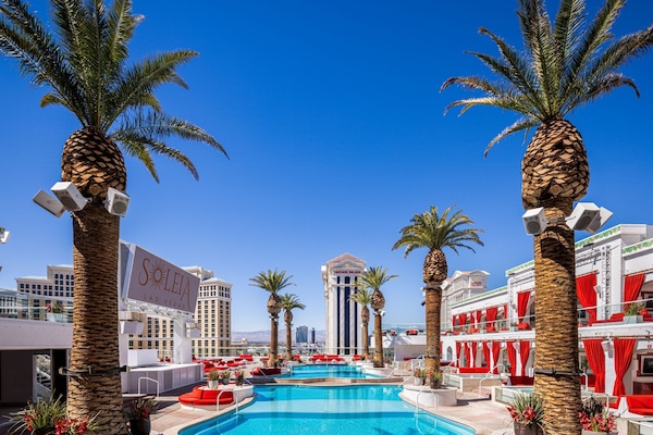 Seasonal outdoor pool, open 10:00 AM to 5:00 PM, cabanas (surcharge)