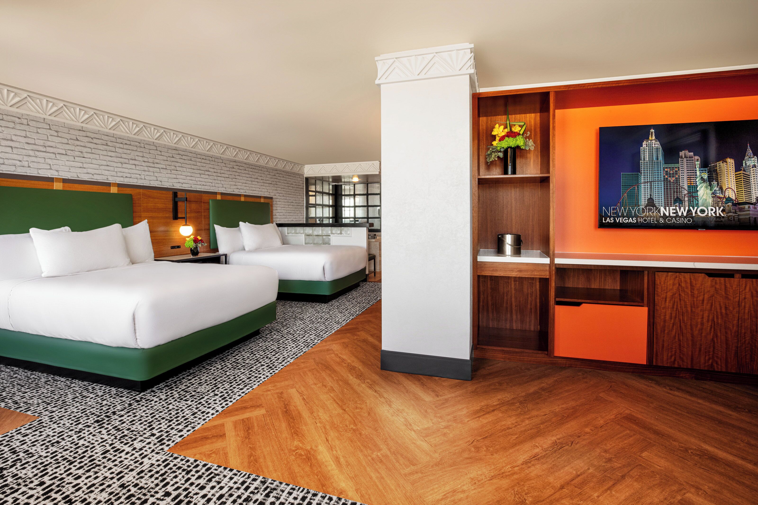 ห้องสวีท (Players) | เครื่องนอนระดับพรีเมียม, เตียงพร้อมฟูกเสริมที่นอน, ตู้นิรภัยในห้องพัก