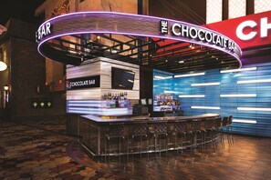 9 bars/lounges, poolside bar