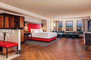 Marquis Suite | Premium bedding, pillow-top beds, in-room safe, blackout curtains