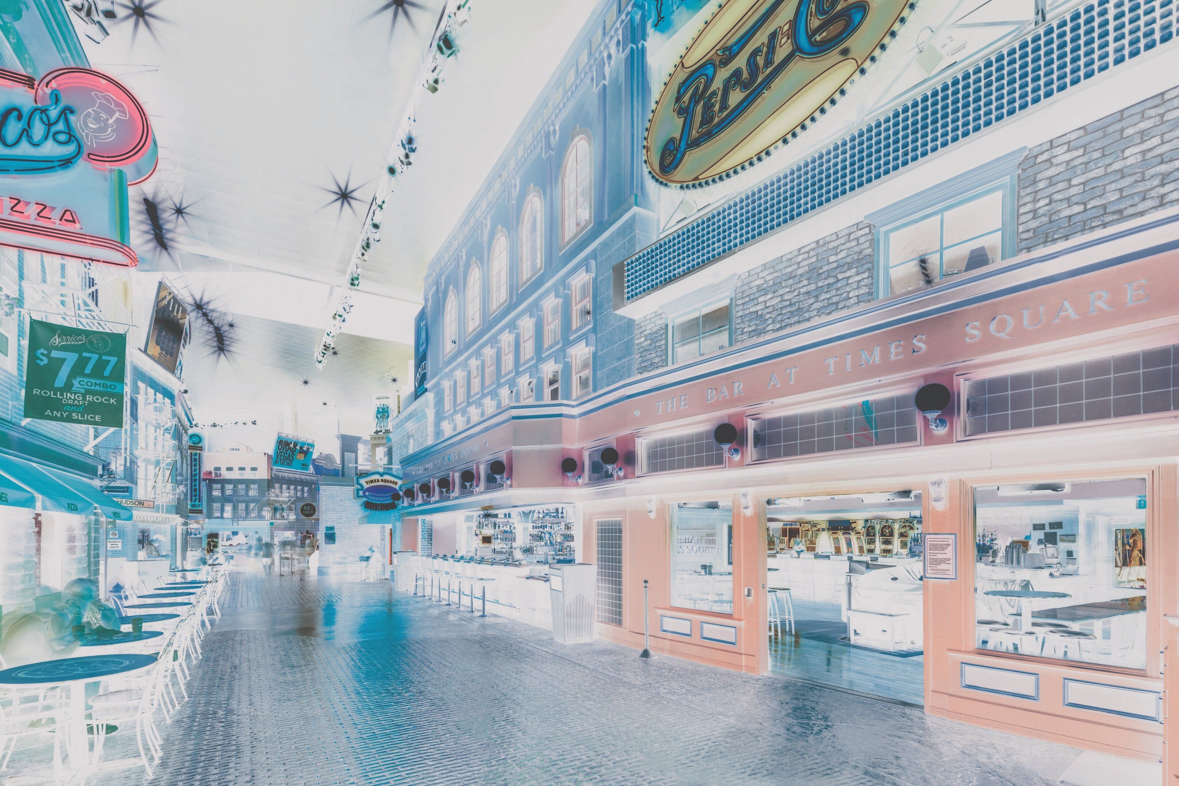 9 bars, bar en bord de piscine