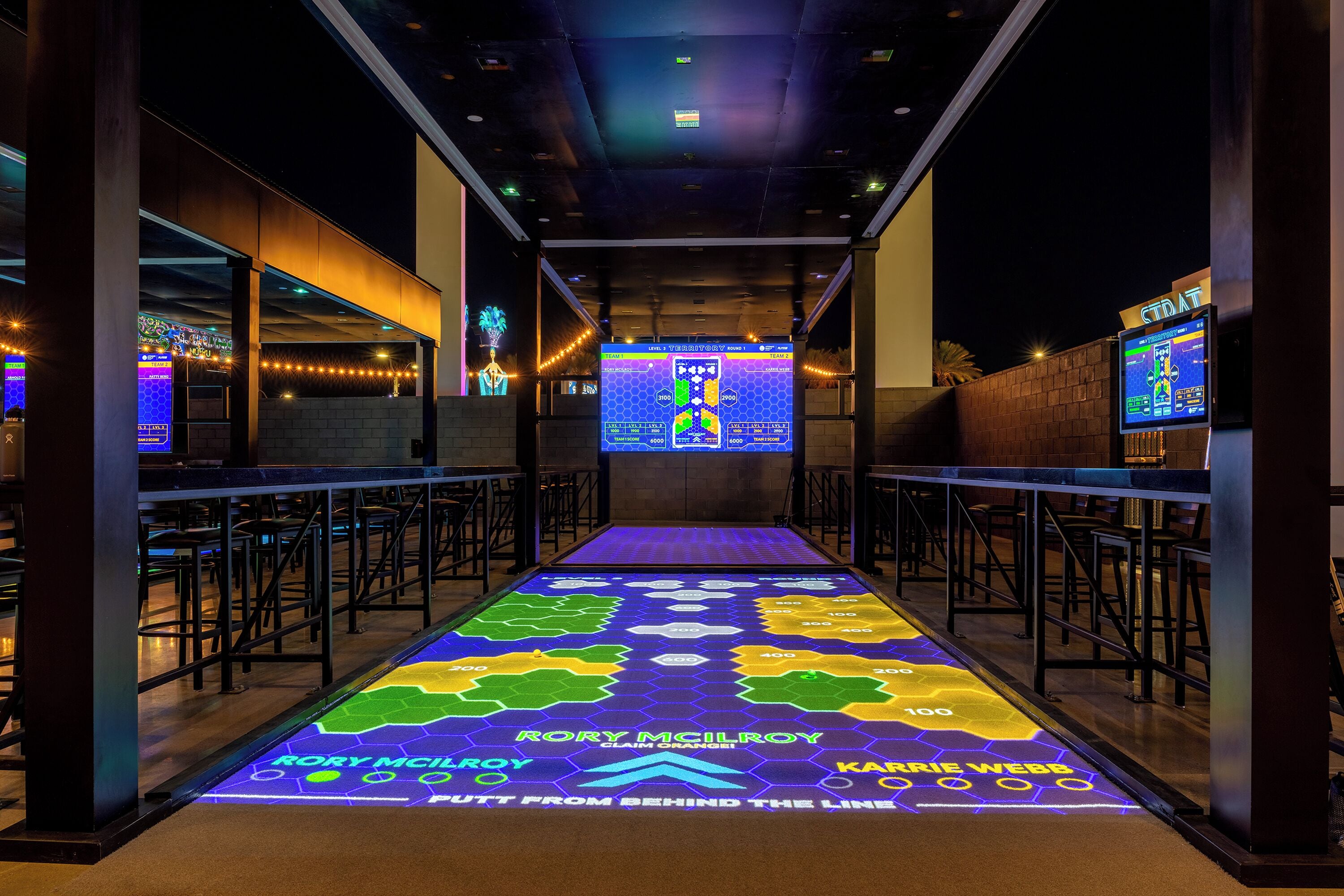 Driving range golf indoor 