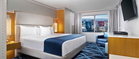 Elevate 1 King (Newly Renovated)