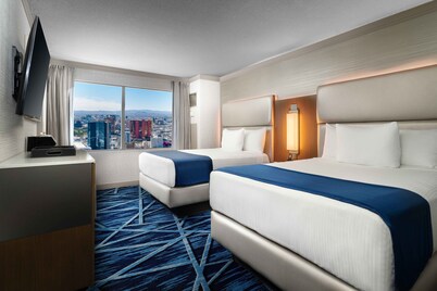 The STRAT Hotel, Casino & Tower
