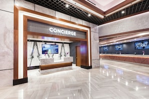 Concierge desk - The STRAT Hotel, Casino & Tower (Las Vegas)