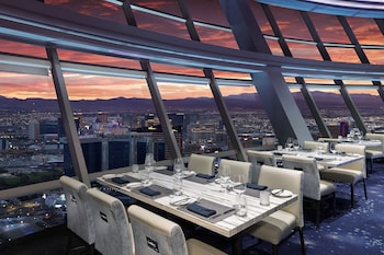 9 restaurants, breakfast, lunch, dinner served; American cuisine at The STRAT Hotel, Casino & Tower