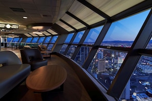 Vue sur la ville depuis l’hébergement