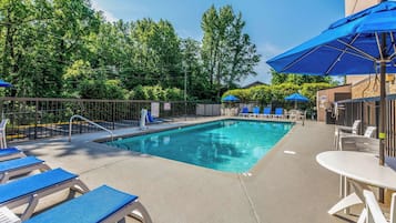 Seasonal outdoor pool