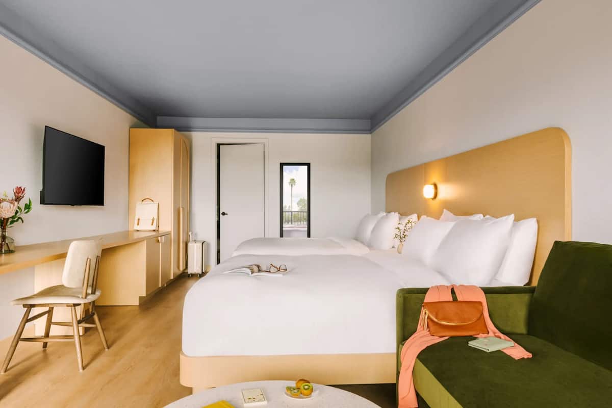 Standard Room, 2 Queen Beds