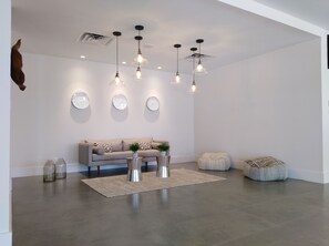 Sala de estar en el lobby