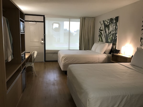 Luxe beddengoed, een kluis op de kamer, individueel gemeubileerd