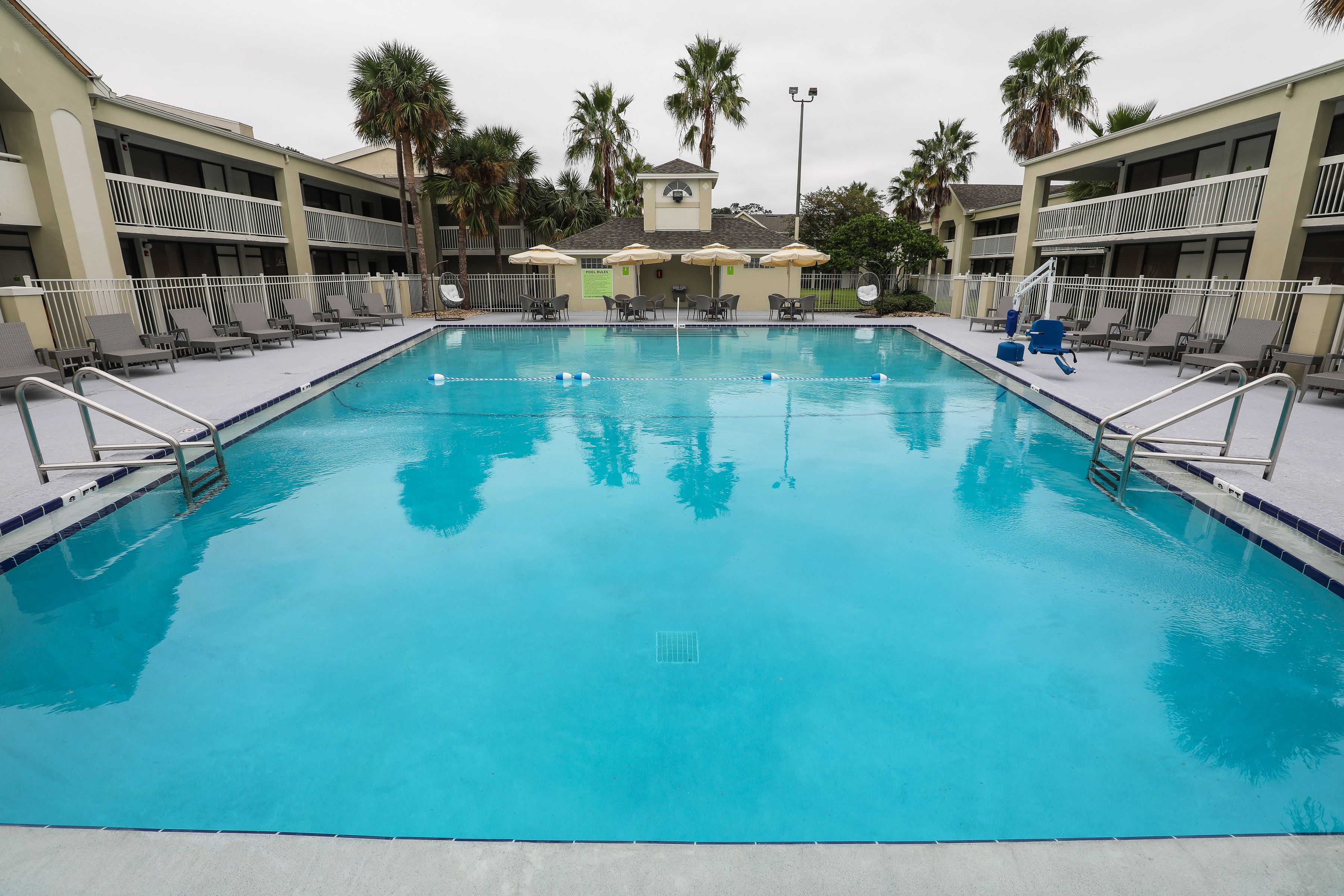 outdoor pool, pool loungers